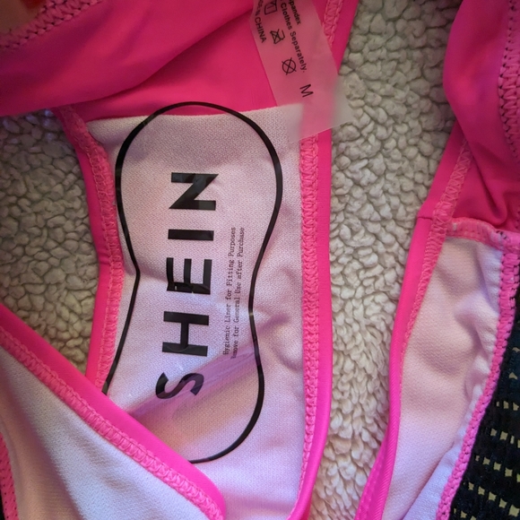 Shien nwt two price bathing suit, size Medium. - Picture 3 of 3
